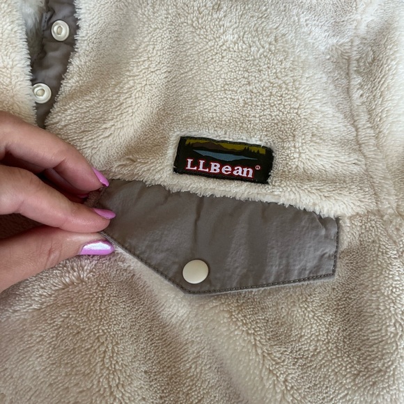 L.L. Bean Cream and Gray Teddy Jacket with Stand-Up Collar - Picture 2 of 5